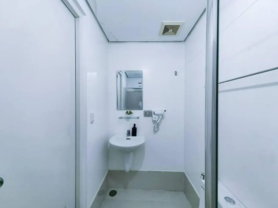 Apartment 1Br Condotel W/ Balcony Sm Light Residences -Lt06 Manila